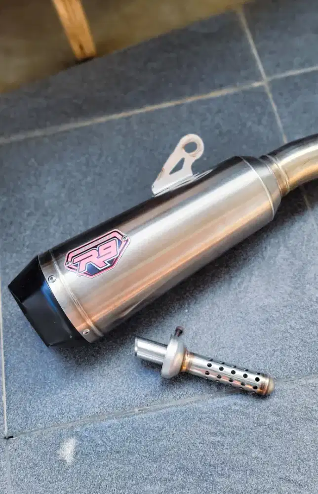 Knalpot R9 Alpha Series