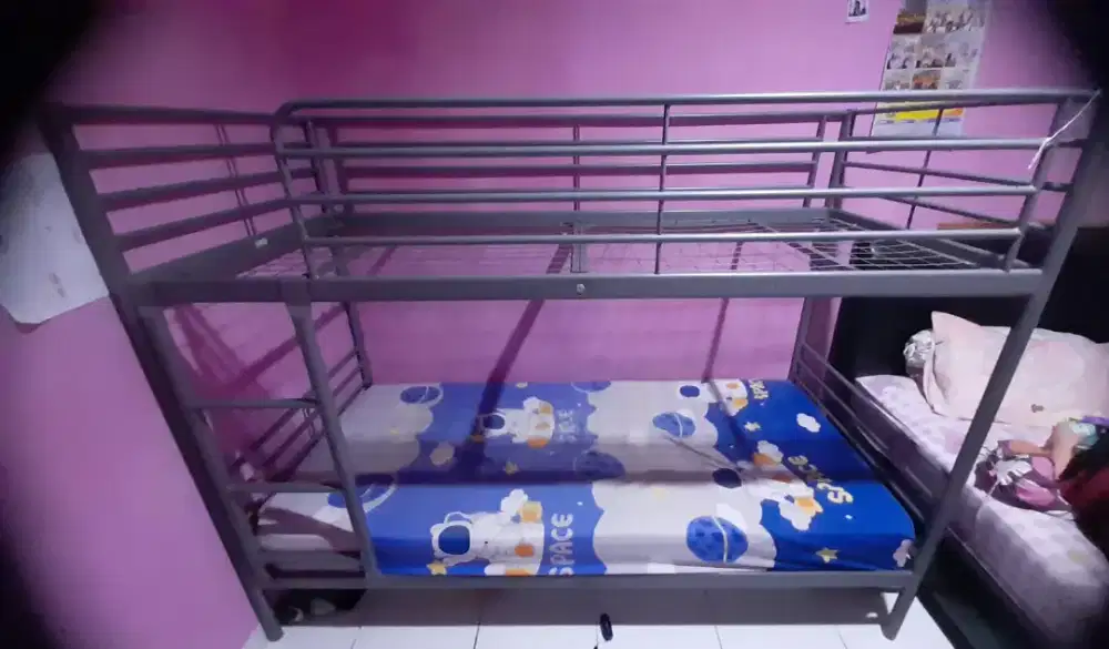 Ranjang tingkat ikea