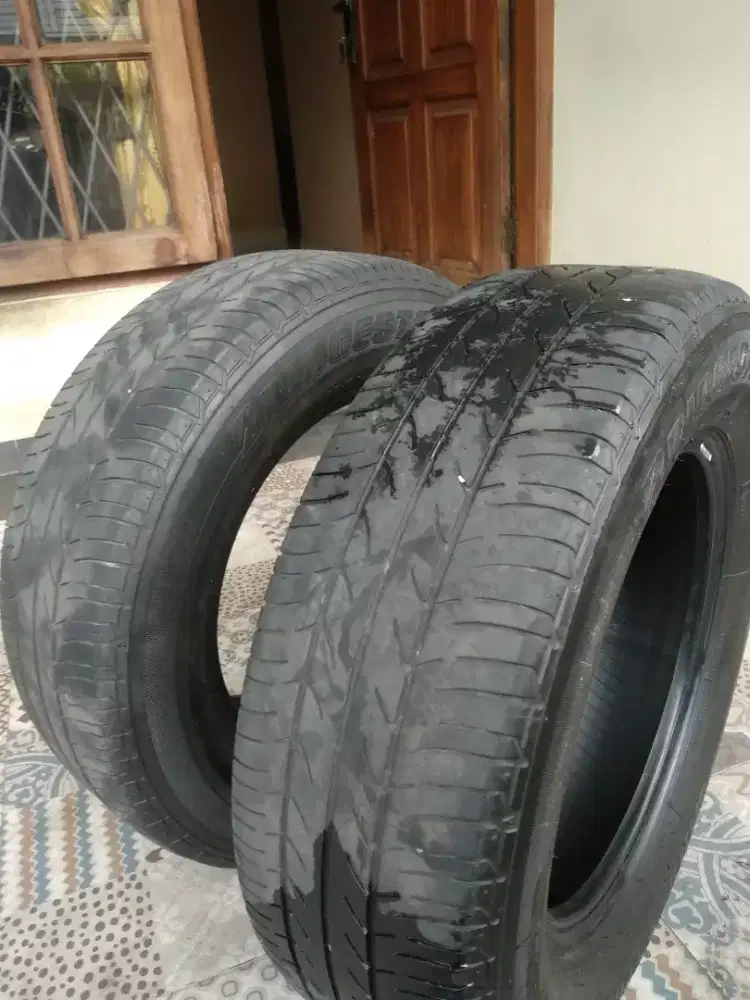 Ban Bridgestone 185/70R14