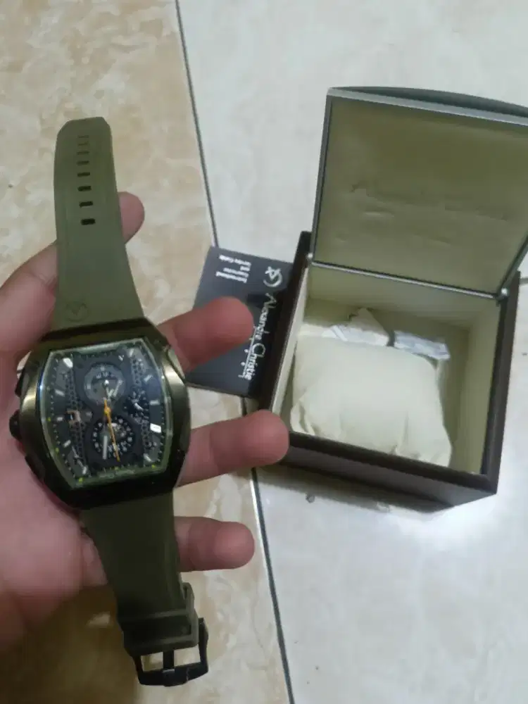 Jam Alexandre Christie