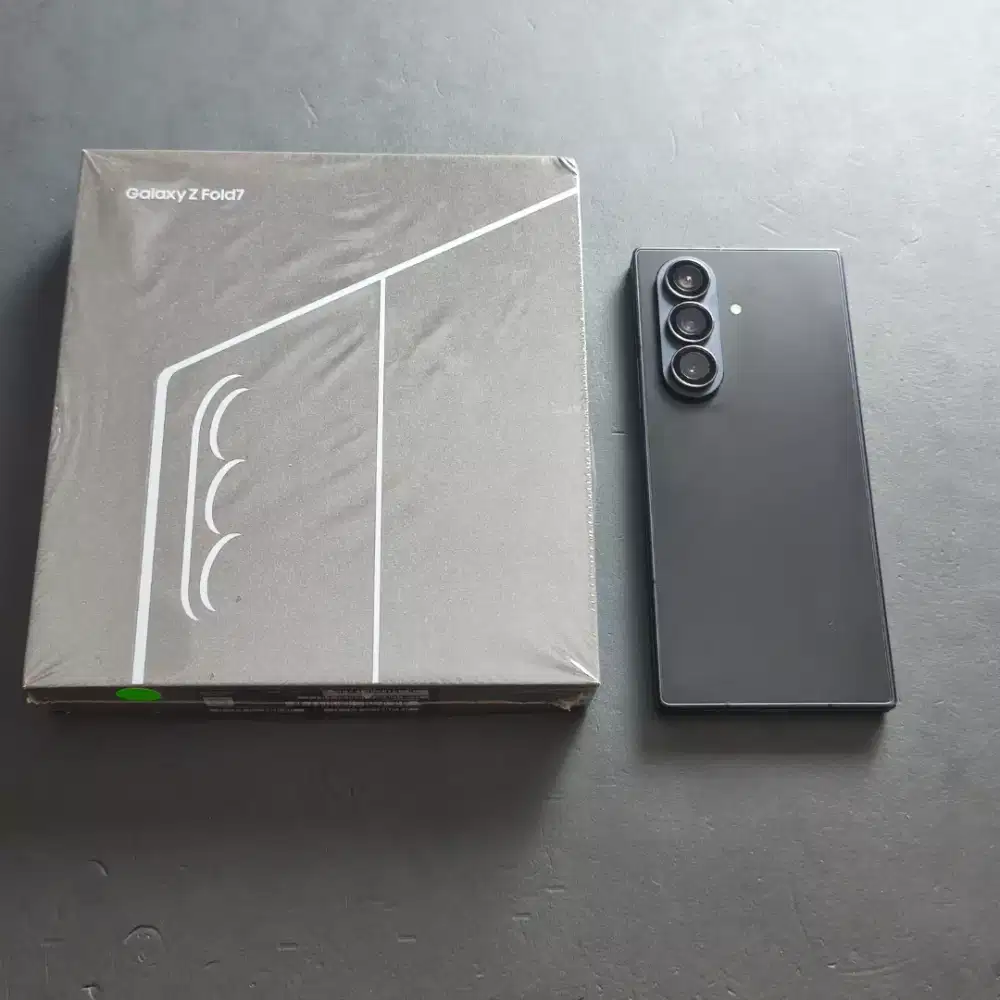SAMSUNG GALAXY Z FOLD 7 JET BLACK 16GB/1TB GARANSI RESMI