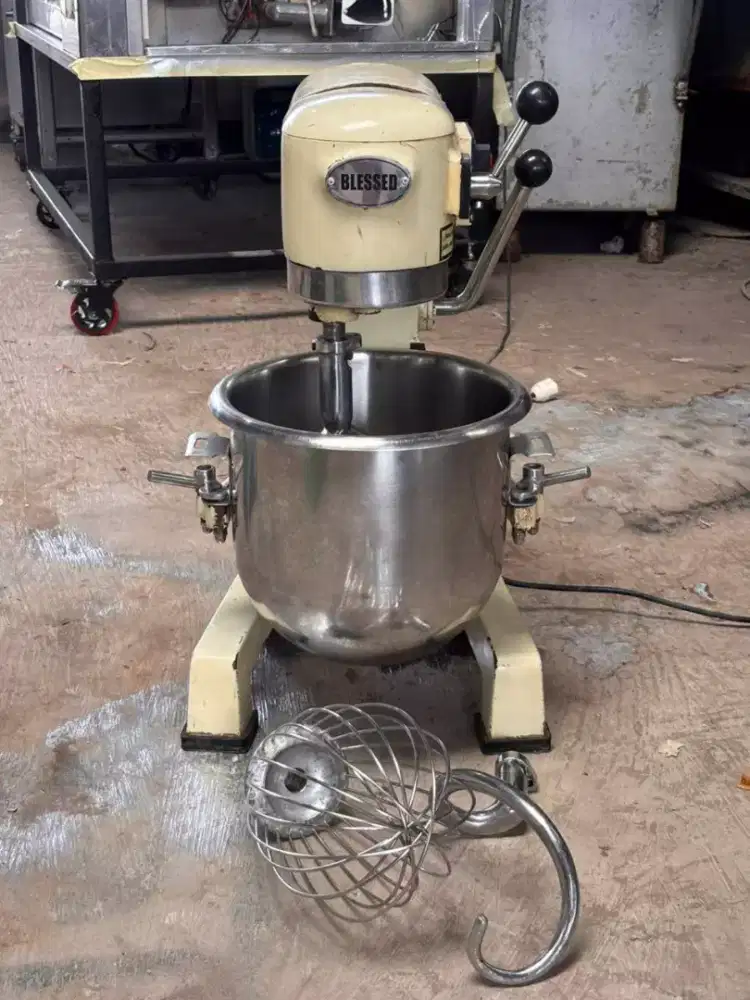 MIXER PLANETARY  

Merk BLESSED 
Kapasitas 15 Liter