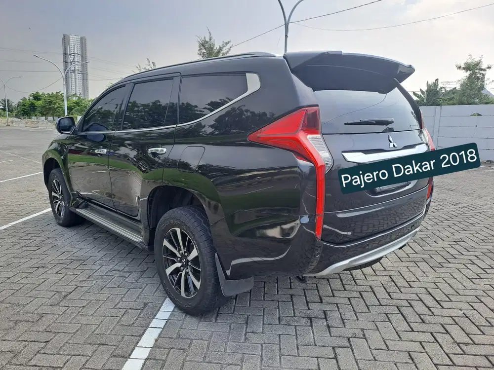 PAJERO DAKAR SUNROOFT 2.5 AT DIESEL 2018