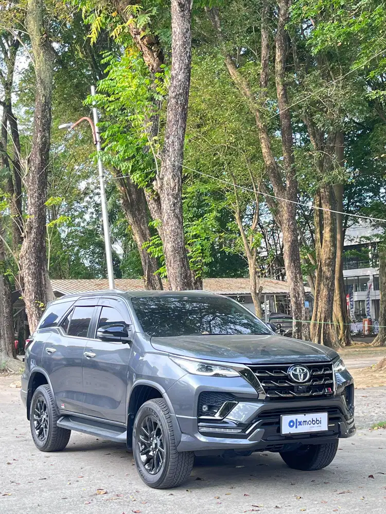 Toyota Fortuner 2.8 GR Sport AT 2023