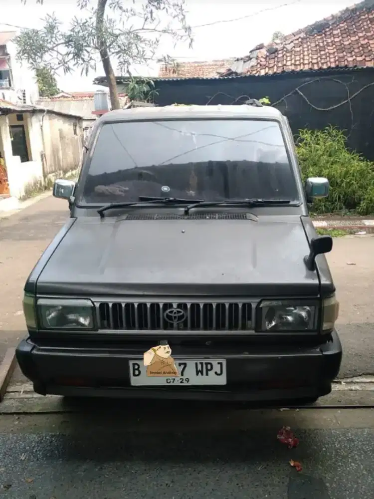 Toyota Kijang 1993 Bensin