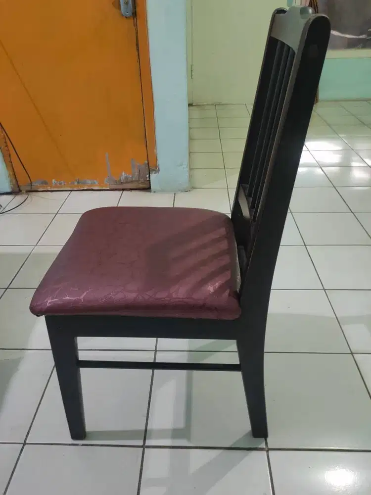 JUAL 6 KURSI MEJA MAKAN & RUANG TAMU