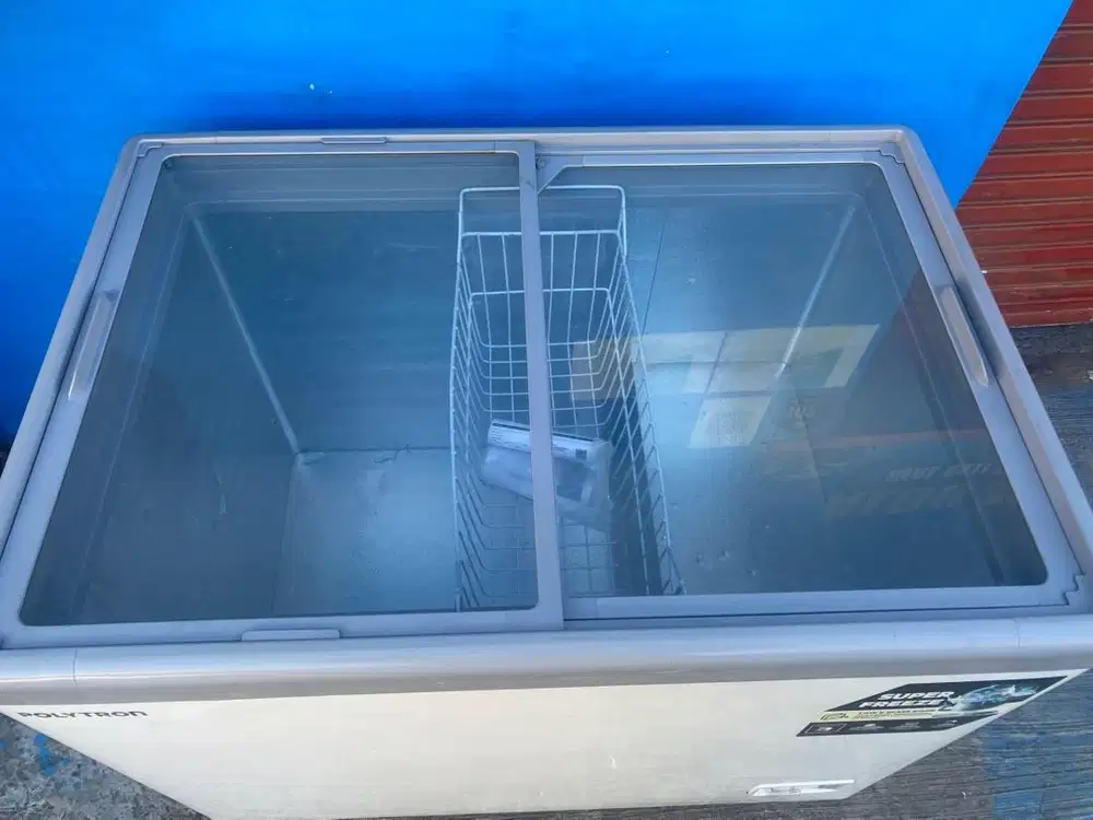 Freezer box politron mulus