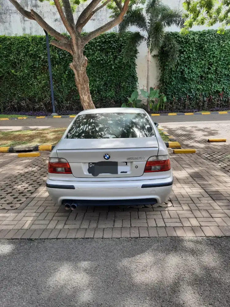 Bmw e39 528i tahun 1997