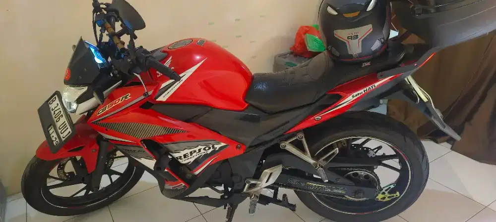 Jual Cepat Motor CB150R