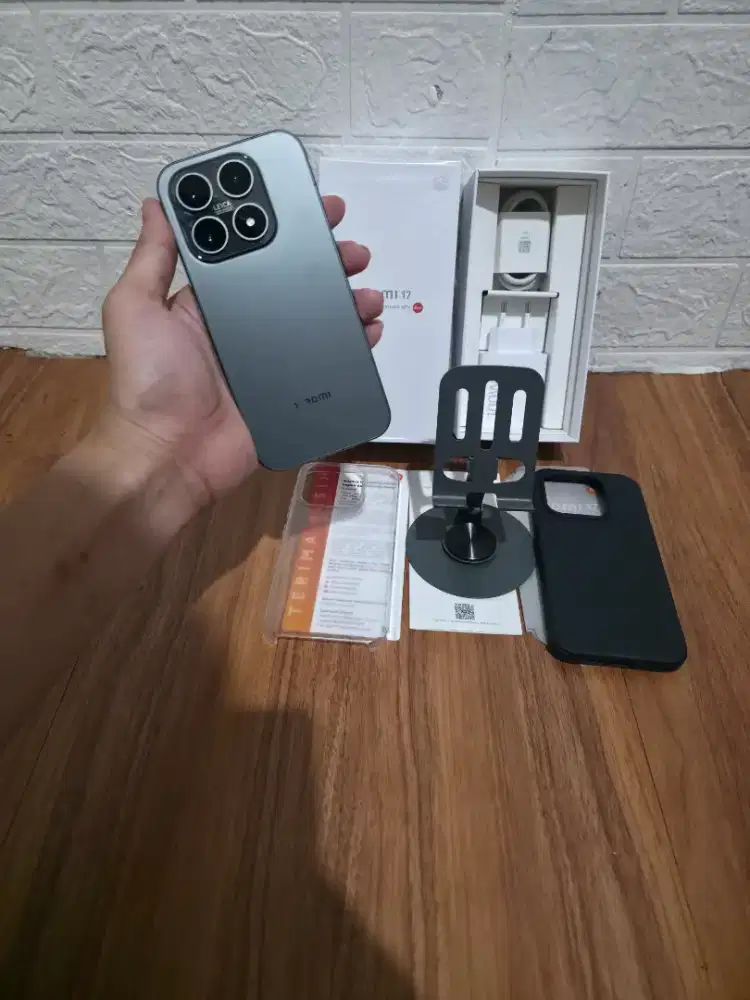 Xiaomi 17 basic 16/512gb warna black resmi