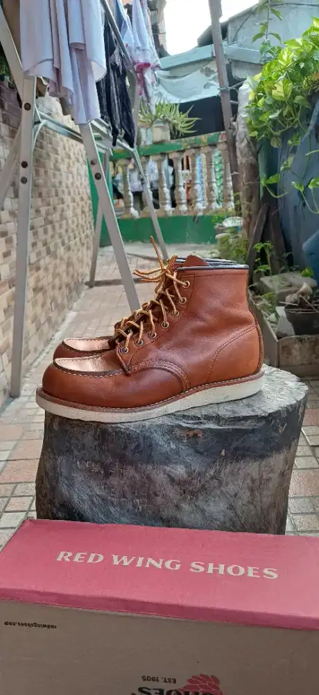 Redwing 875 size 8.5d