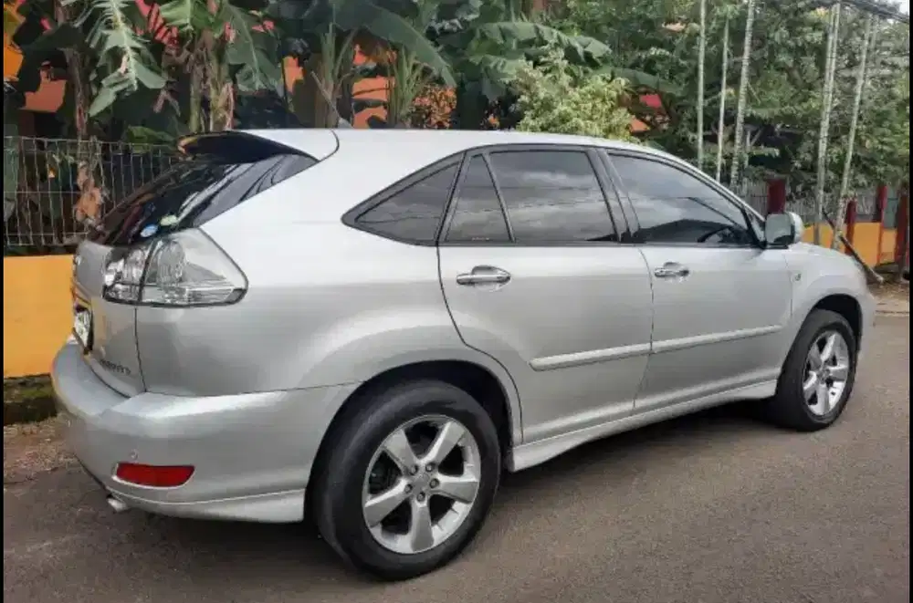 Toyota Harrier 2011 Bensin