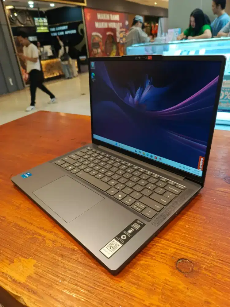 Lenovo Ideapad slim 3 141R10