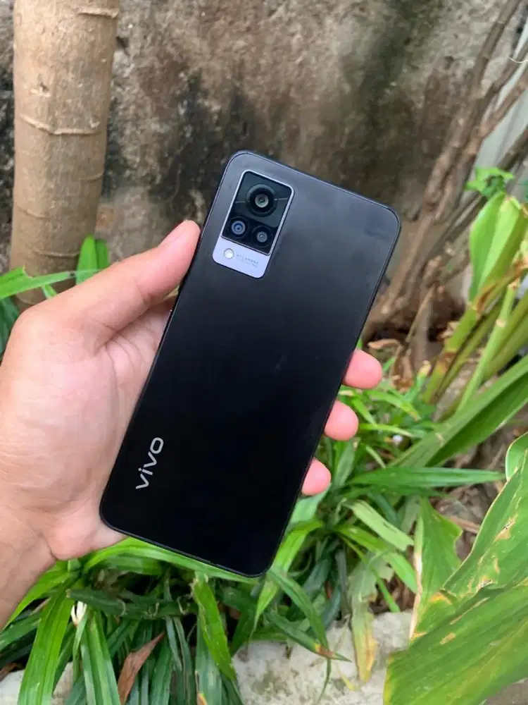 vivo V21 5G ram 8/128 hp casan