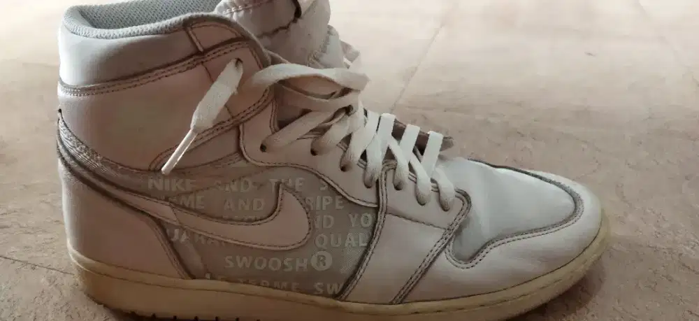 Sepatu Basket Nike