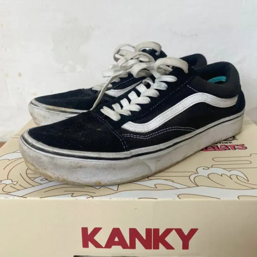 Vans comfycush old skool size 43(28cm)..