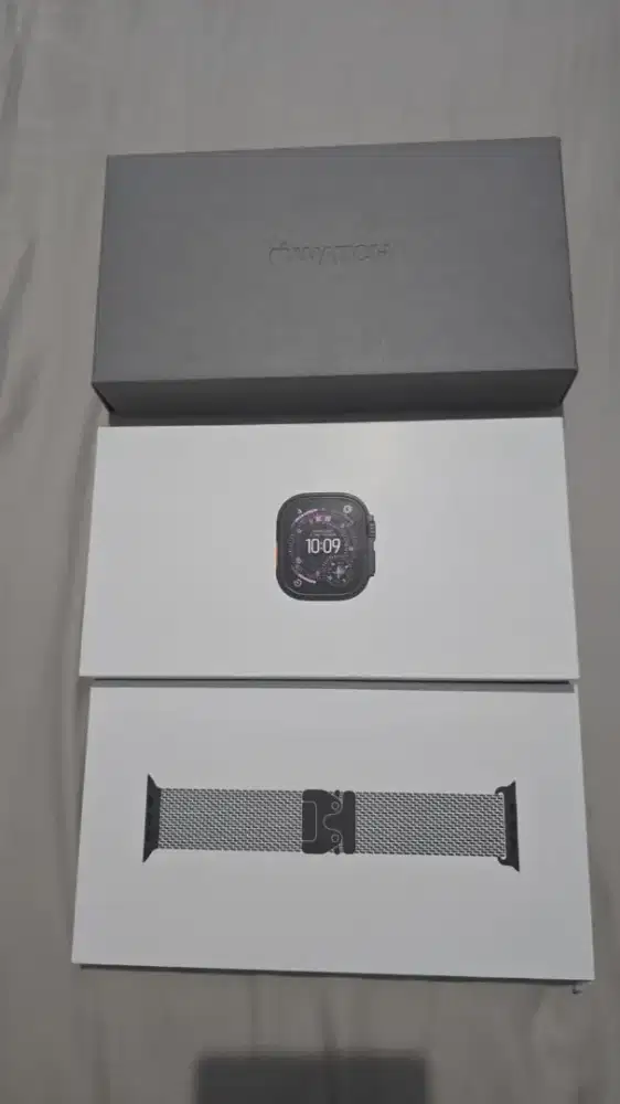 Apple Watch Ultra 3 49mm Black Titanium