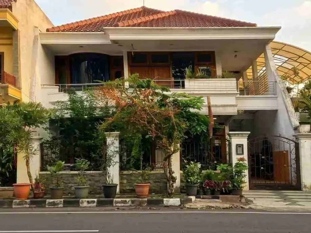 JUAL RUMAH STRATEGIS PUSAT KOTA BLITAR