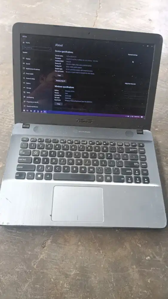 Laptop Asus X411u