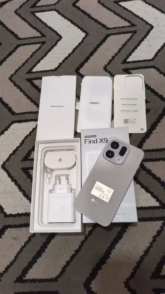 Oppo find X9 12/256gb Fullset