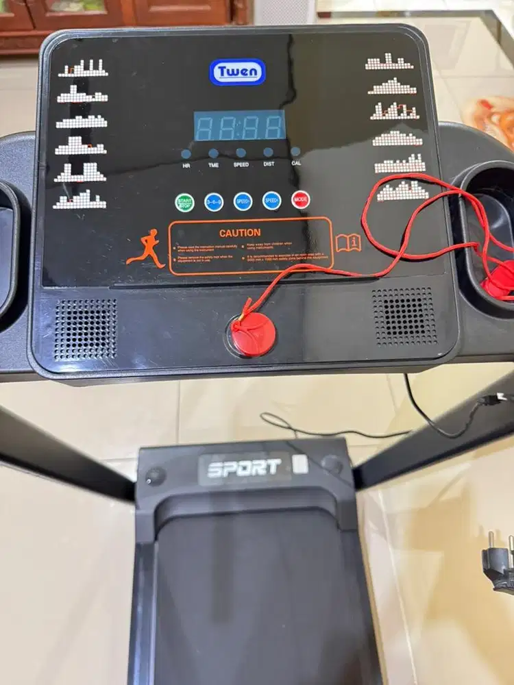 Alat treadmill merk Twen tipe T200 New