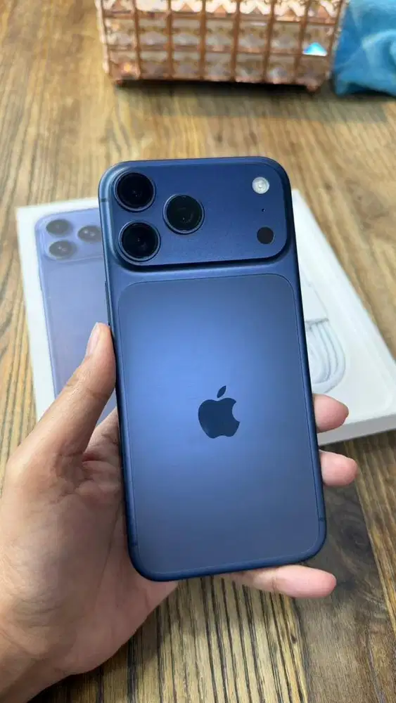 Iphone 17 promax 256 gb resmi