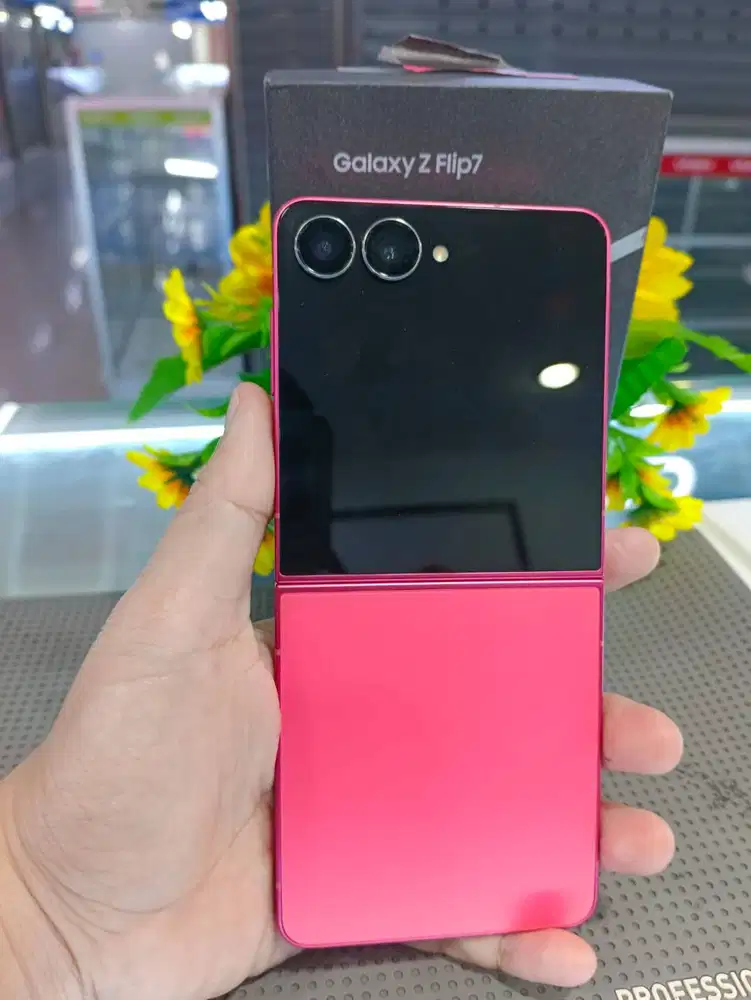 SAMSUNG GALAXY Z FLIP 7 12/256GB SECOND SEIN