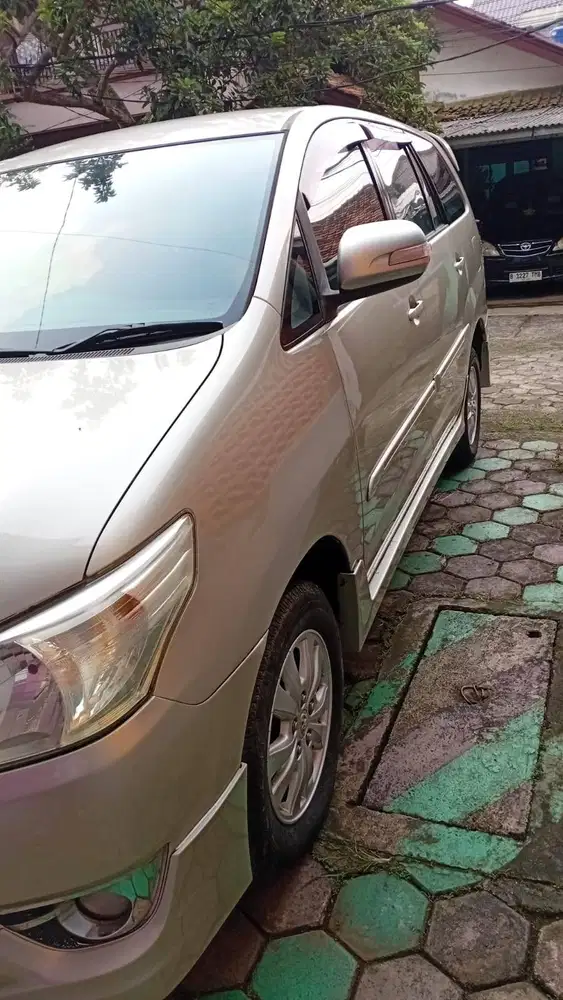 Di Jual Toyota Kijang Innova G Lux