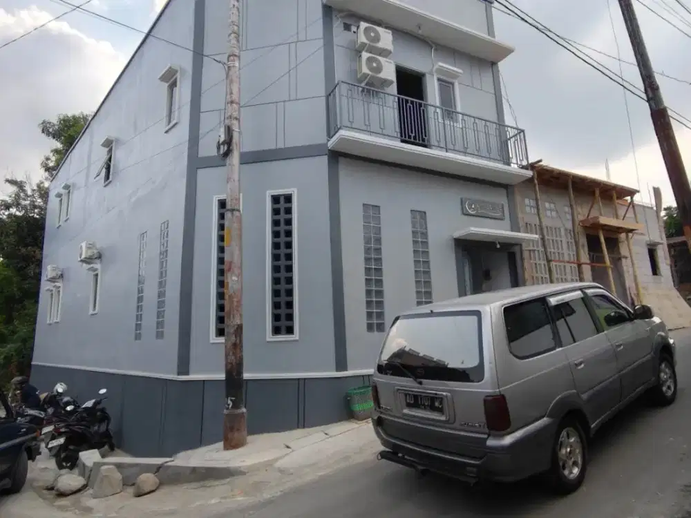 DIJUAL KOST EXCLUSIVE DKT KAMPUS UNS JEBRES SOLO