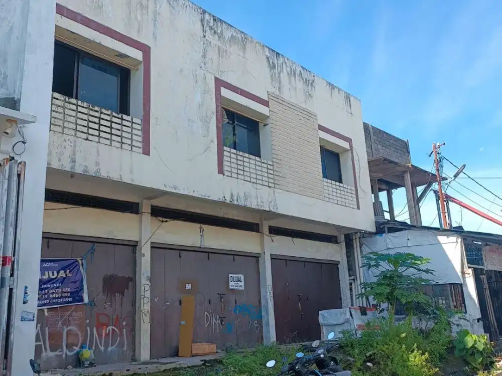 Ruko 2 Lantai 104 m2 di Tuminting - Cocok untuk Usaha dan Kantor!