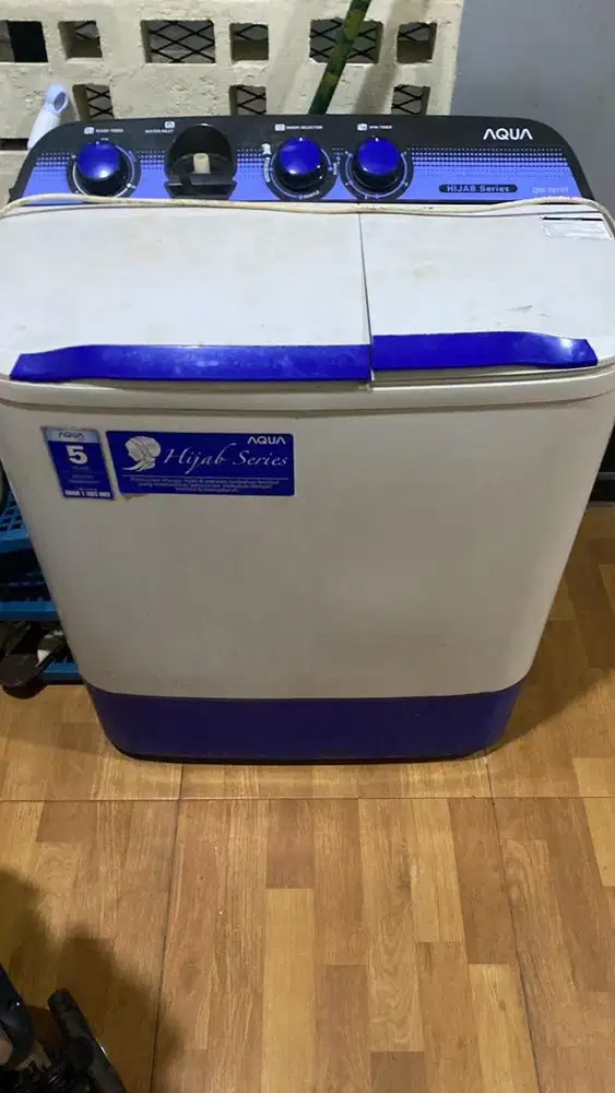 mesin cuci aqua