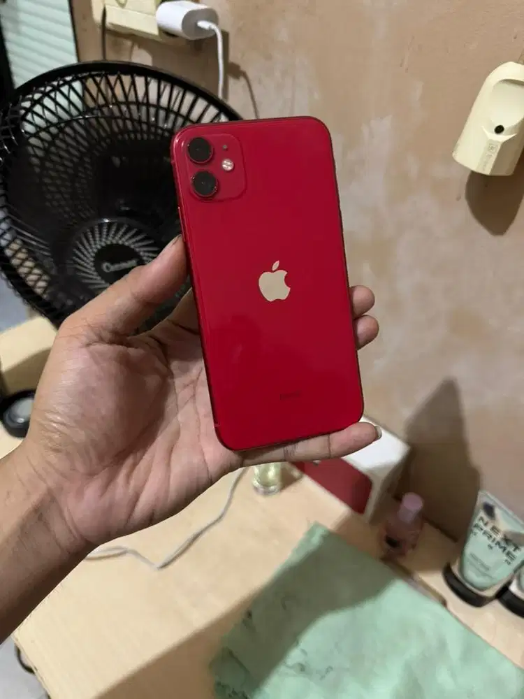 iphone 11 128 Red whitelist