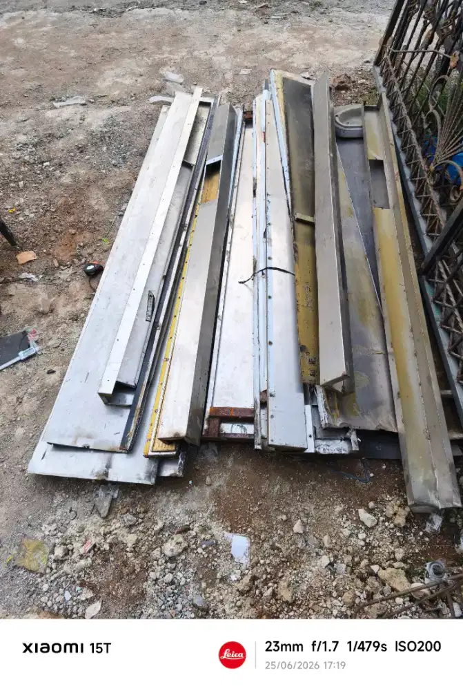 BAHAN PLAT STAINLES TOTAL 97 KG WAJIB NGAMBIL SEMUA TIDAK DI ECER