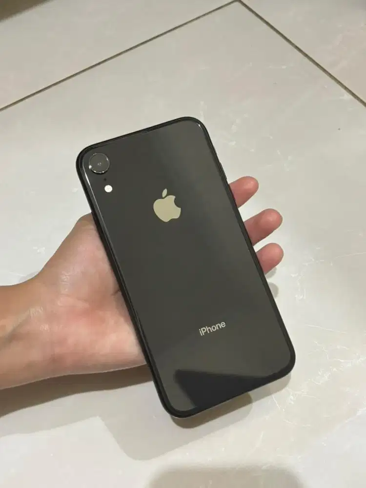 WTS IPHONE XR 64 GB