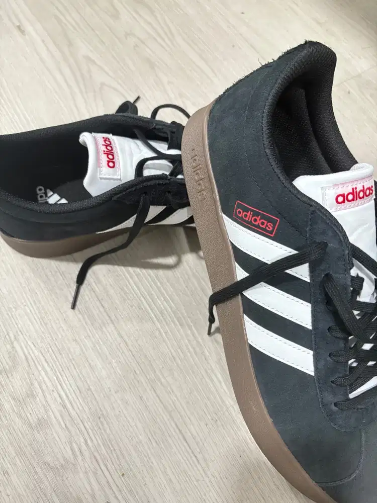 Jual sepatu adidas salah size