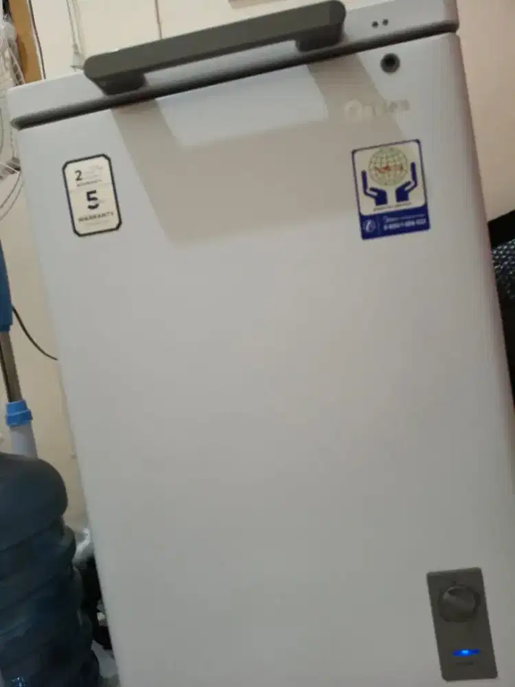 Midea freezer box