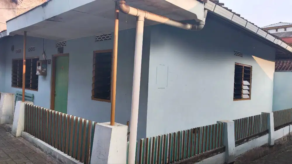 Jual rumah siap huni , lokasi tengah kota Salatiga