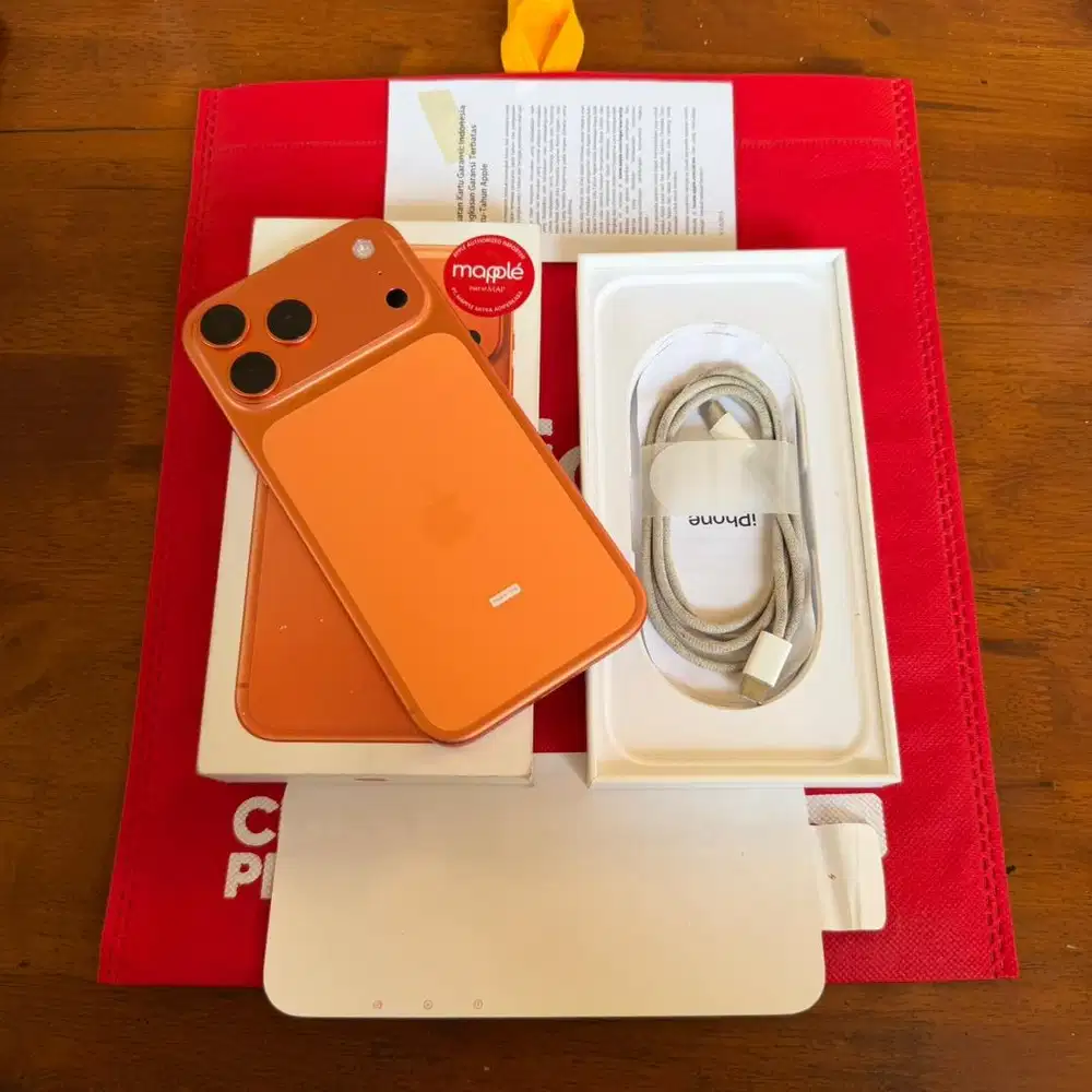 iPhone 17 Pro Max 256GB Cosmic Orange Garansi Resmi iBox 6 Bulan lagi