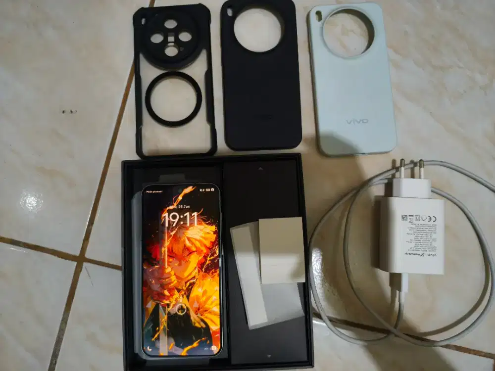 Vivo X300 Blue 12/256 mulus Like New, Garansi On 12/2027, BH 100 CC 97