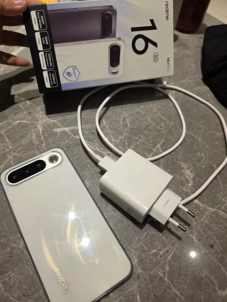 Realme 16 5G 8/256 gb
