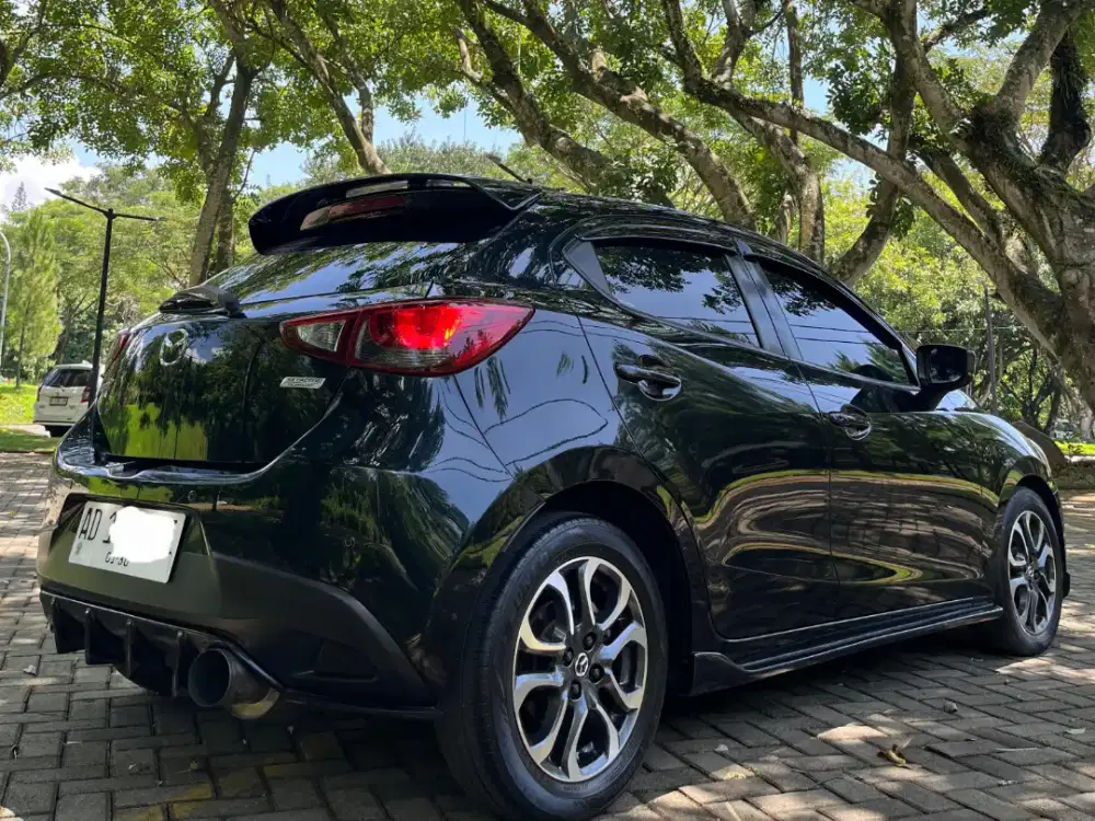 DP 1Jt‼️MAZDA2 R AT FULL VAR LOW KM 2019