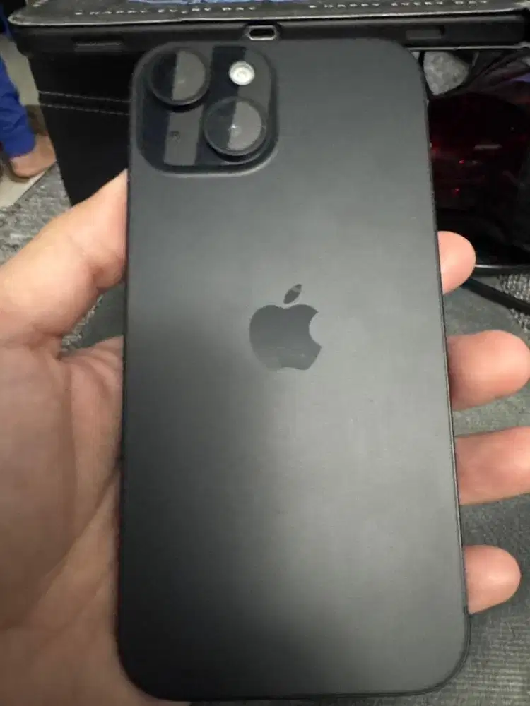 Di jual hp iphone 15...garansi ibox...