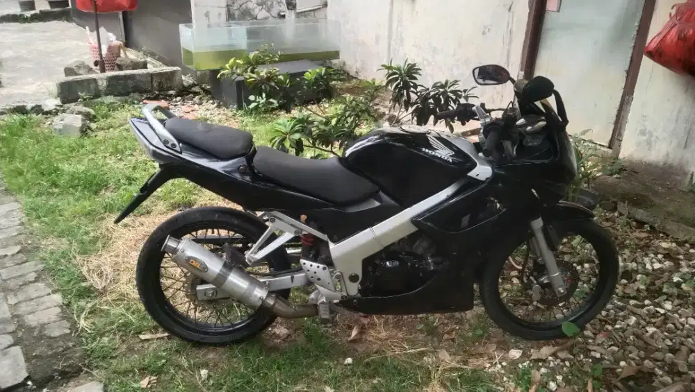 HONDA CBR150  OLD
