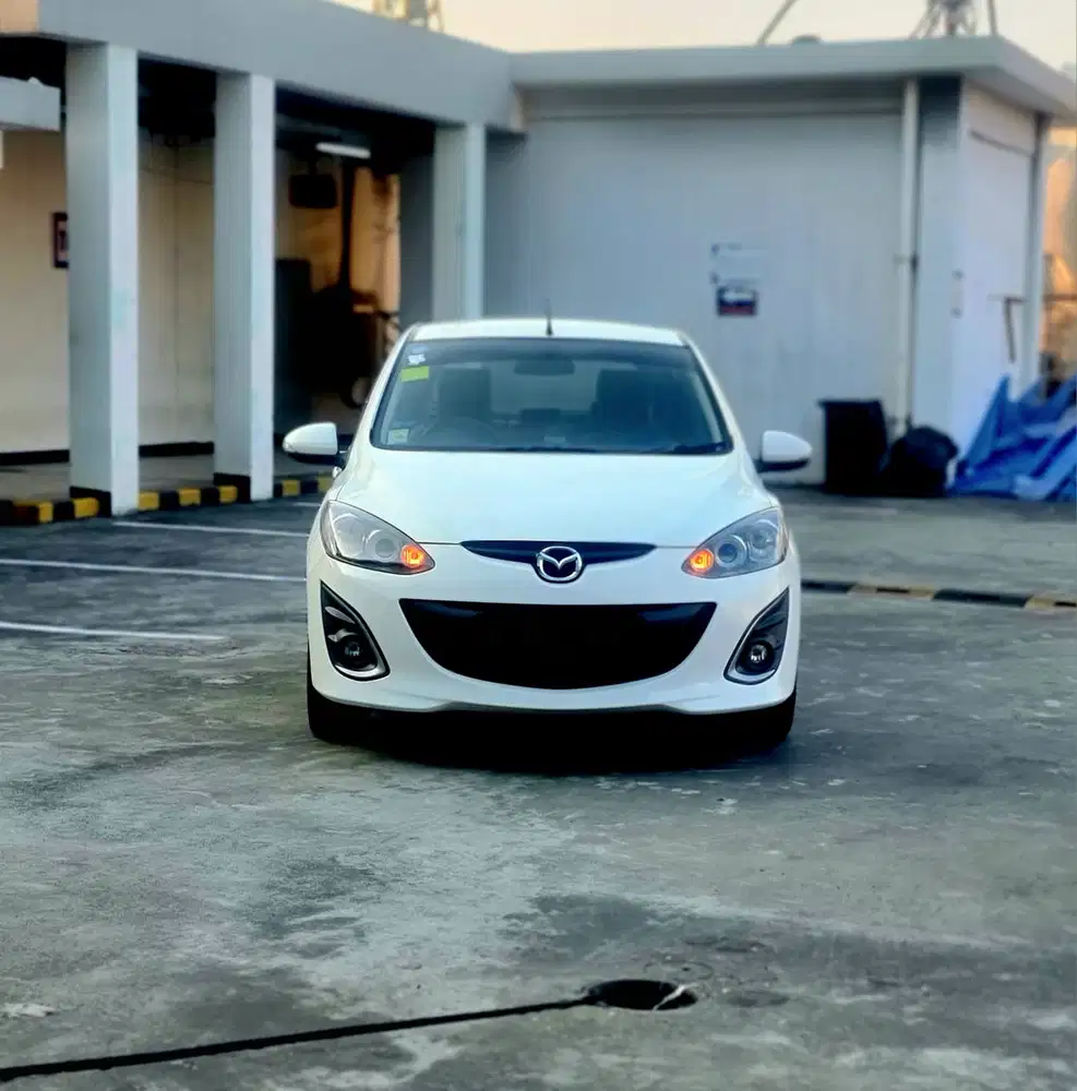 ‼️MAZDA 2 RZ AT‼️MOBIL TERAWAT DAN LOW KM, SIAP PAKAI.