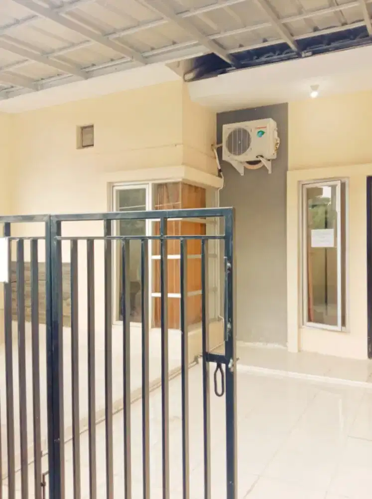 DISEWAKAN RUMAH DI PAMULANG
