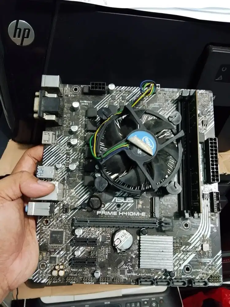 Core i7 gen 10 10700 + MB Asus Prime H410