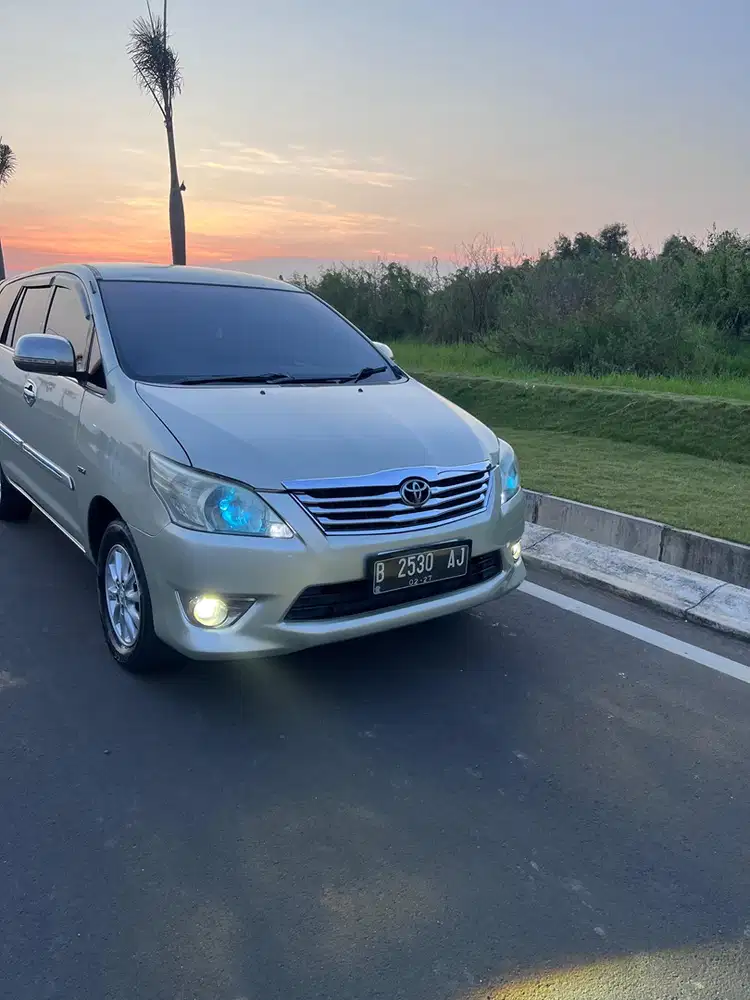 Toyota Kijang Innova 2007 Bensin