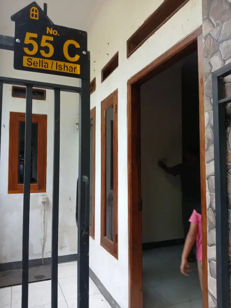 Dijual Rumah 2 Lantai Masuk Motor (Harga Nego)