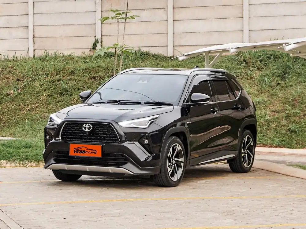 [ KM 14.000] Toyota Yaris Cross S Hev Tss Gr 2024 Hitam