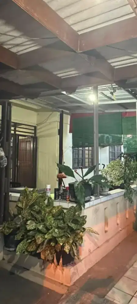 Dijual unit rumah second siap huni.posisi hook